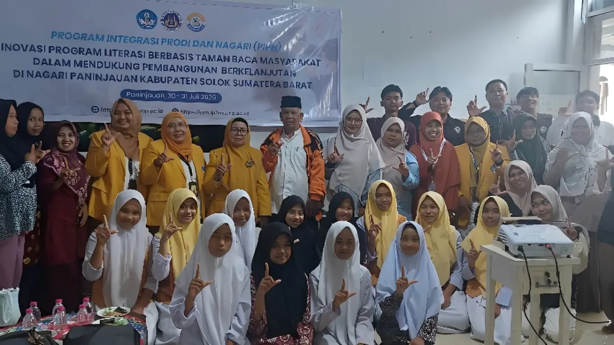UNP bersama Pemerintah Nagari Paninjauan, Kecamatan X Koto Diatas, Kabupaten Solok, menggelar program revitalisasi Taman Baca Masyarakat di Kabupaten Solok, 30–31 Juli 2026.
