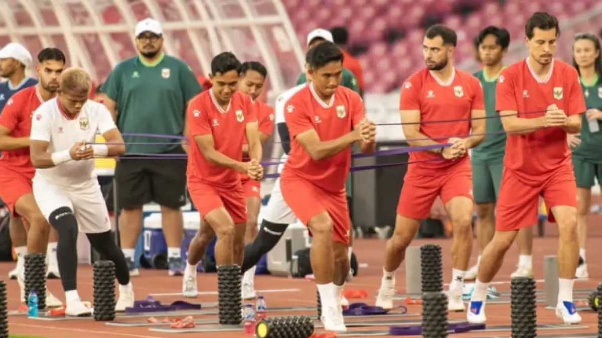 Para pemain Timnas Indonesia menjalani sesi latihan resmi menjelang laga melawan Vietnam pada Grup A ASEAN Hyundai Cup 2026 di Stadion Pakansari, Bogor. (Foto: aseanutdfc.com)