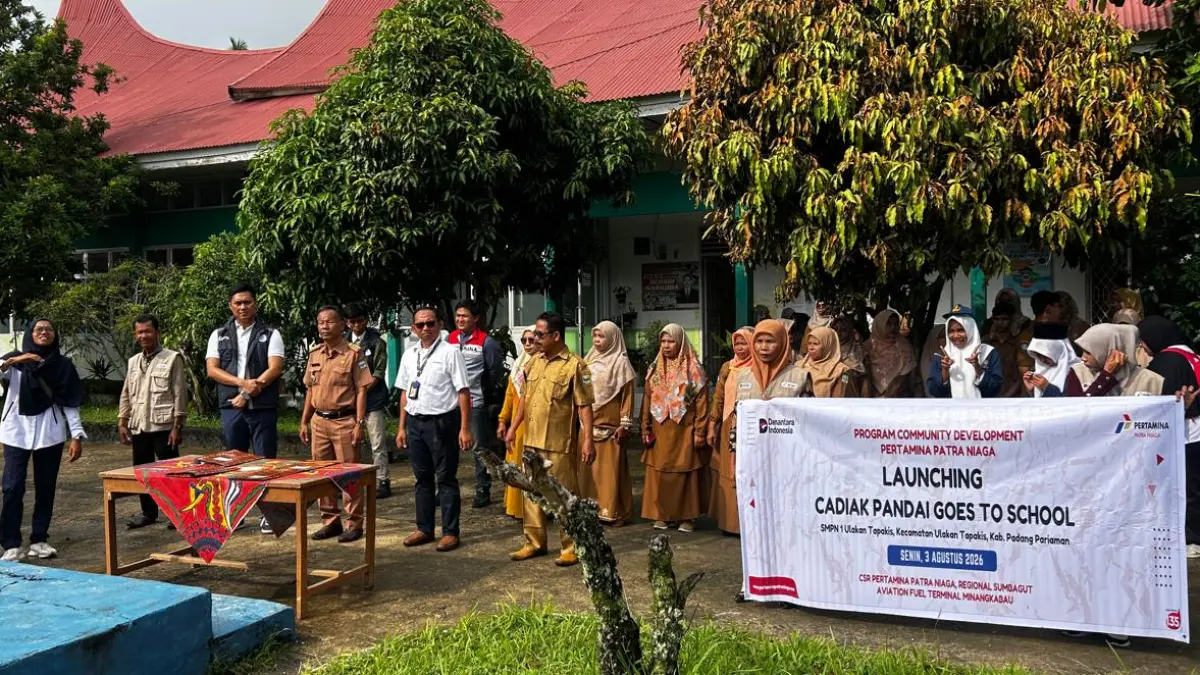 Pertamina Patra Niaga Regional Sumbagut meluncurkan CADIAK PANDAI Goes to School di Padangpariaman dengan membentuk Remaja Sahabat Lingkungan.