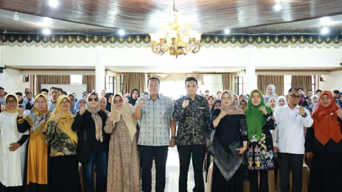 Sosialisasi Gerakan Masyarakat Hidup Sehat (Germas) Cegah Penyakit Tidak Menular (PTM) dengan Periksa Kesehatan Gratis di Pendopo Rumah Dinas Wali Kota Pariaman, Kamis (6/8/2026).