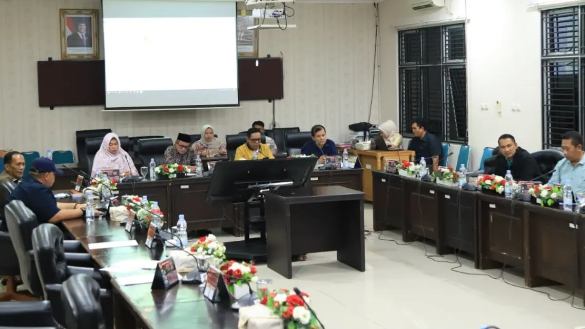 DPRD Kota Solok menargetkan penandatanganan nota kesepakatan KUA-PPAS APBD 2027 pada 31 Agustus 2026 setelah rangkaian pembahasan anggaran.