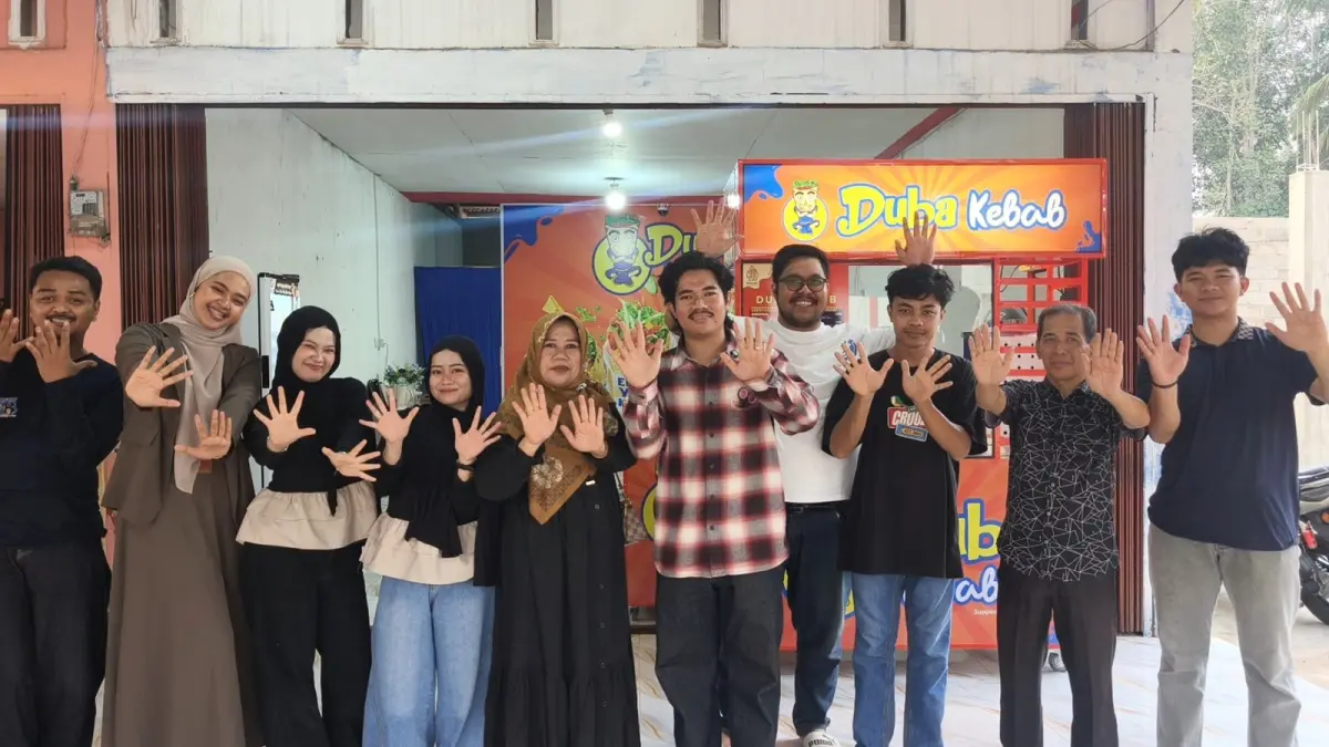 Duba Kebab Sitiung 1 resmi dibuka sebagai cabang ke-10 milik Aulia Raka Ariri dan outlet ke-93 jaringan Duba Kebab, tersebar di tiga provinsi. (DOKUMENTASI PRIBADI)