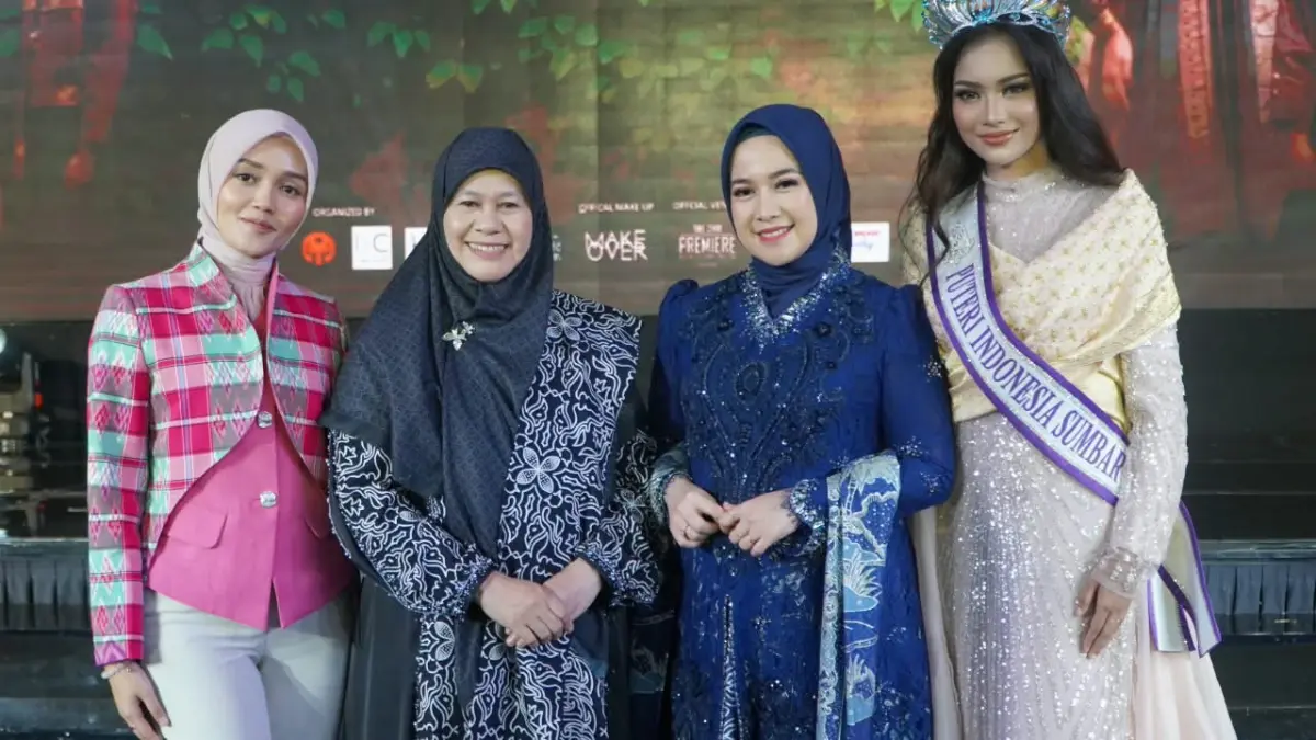 Padang Fashion Summit (PFS) 2026 menjadi ajang pengembangan fashion, wastra Minangkabau, dan ekonomi kreatif Padang menuju pasar global. (DOKUMENTASI DISKOMINFO PADANG)
