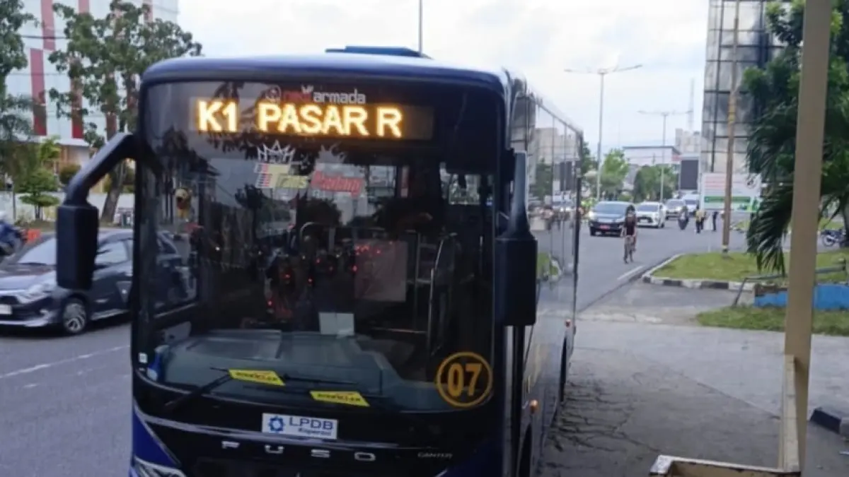 Pekan QRIS Nasional 2026, tarif Trans Padang Koridor 1 turun jadi Rp1.500 untuk umum dan Rp1 bagi pelajar hingga 17 Agustus.