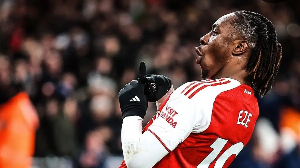 Ebere Eze kembali tampil untuk Arsenal saat menghadapi Como dalam laga pramusim 2026 di Emirates Stadium. (Foto: Instagram @eze)