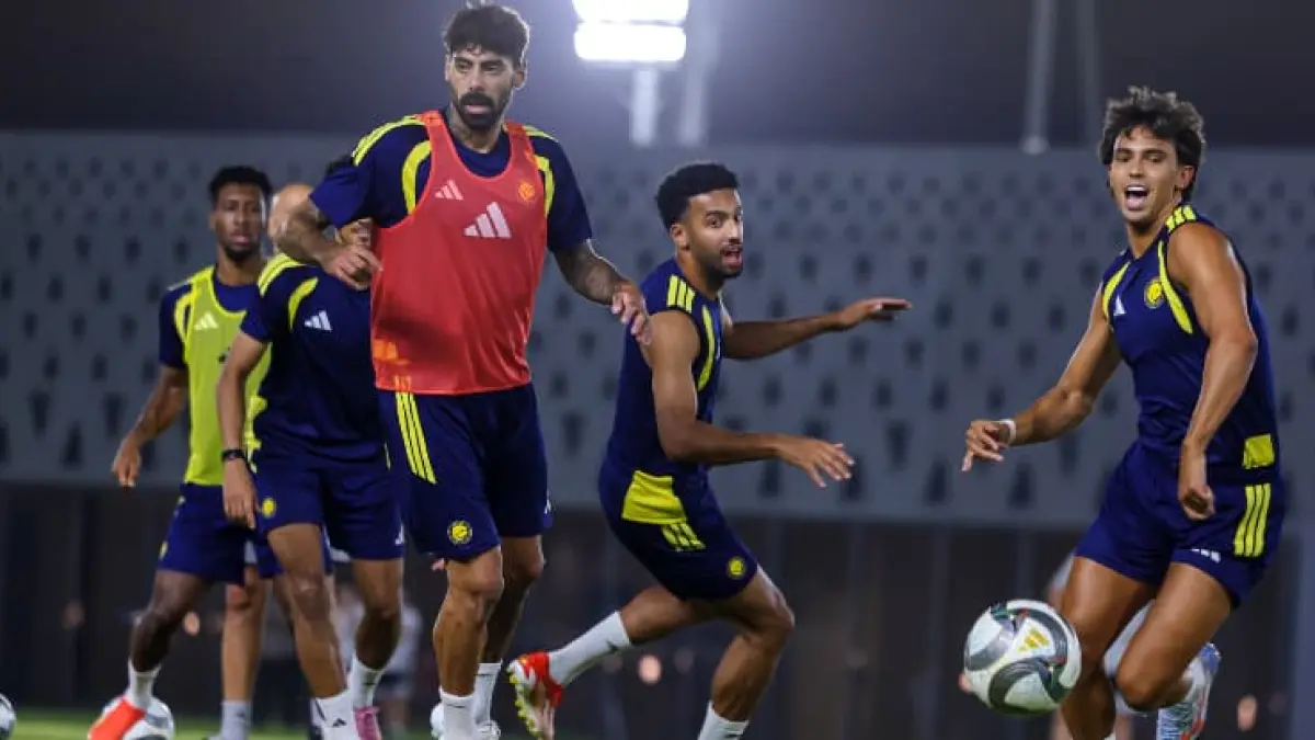 Para pemain Al Nassr menjalani latihan jelang laga pembuka Liga Arab Saudi 2026-2027 melawan Al Fateh.(Foto: X @AlNassrFC_EN)