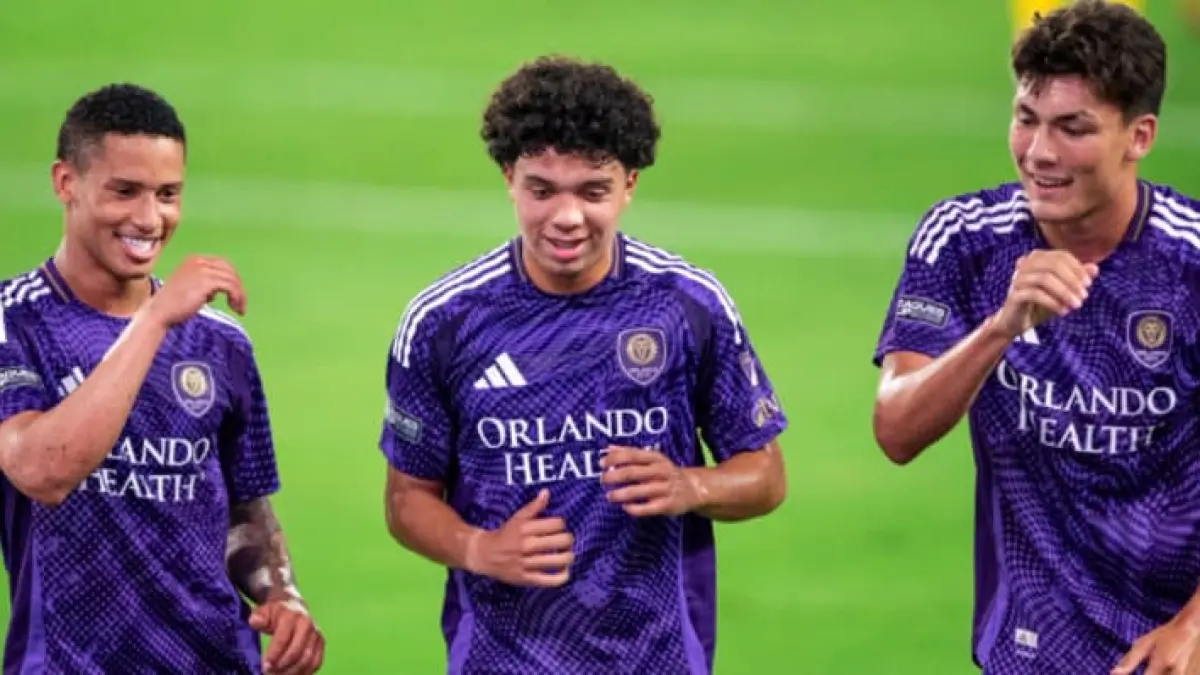 Pemain Orlando City merayakan kemenangan adu penalti 5-3 atas Atlético San Luis di Leagues Cup 2026.(Foto: X @OrlandoCitySC)