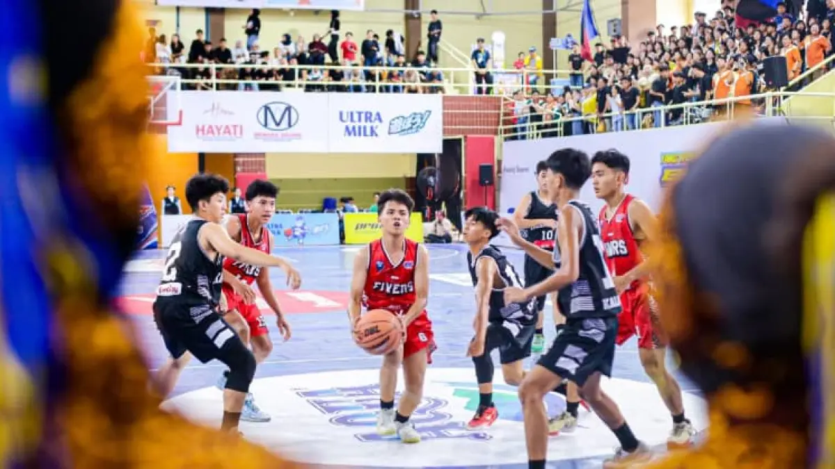 SMAN 5 Padang mengalahkan SMA Kalam Kudus 30-18 di DBL West Sumatra 2026.(Foto: DBL for Padek)