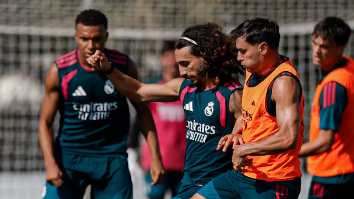 Kylian Mbappe mengikuti sesi latihan bersama rekan-rekannya Real Madrid di Valdebebas jelang laga pramusim 2026/2027 melawan Schalke 04, di bawah arahan José Mourinho. (Foto: X @realmadriden)