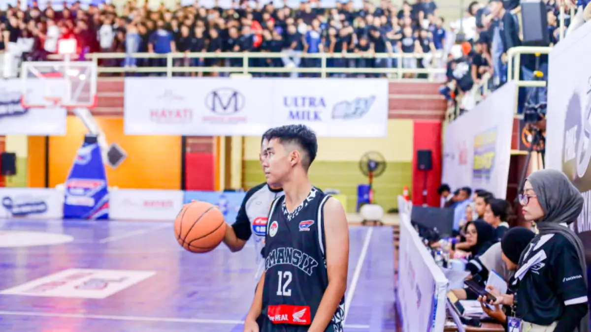 Fathir Latief merupakan student athlete berprestasi asal SMAN 6 Padang. (Foto: DBL)