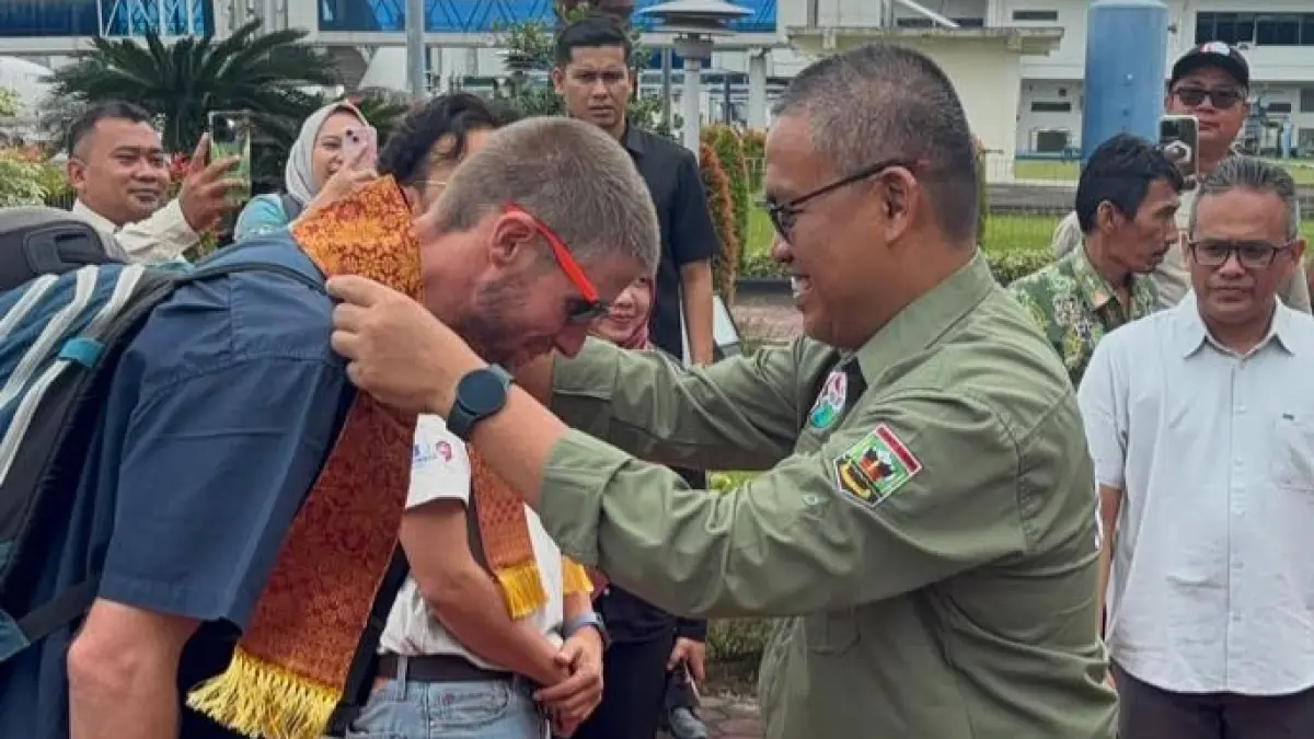 Kedatangan Tim Evaluator UNESCO dan KNGI disambut Sekda Provinsi Sumbar Arry Yuswandi di VIP Bandara Internasional Minangkabau, Minggu (16/8/2026).