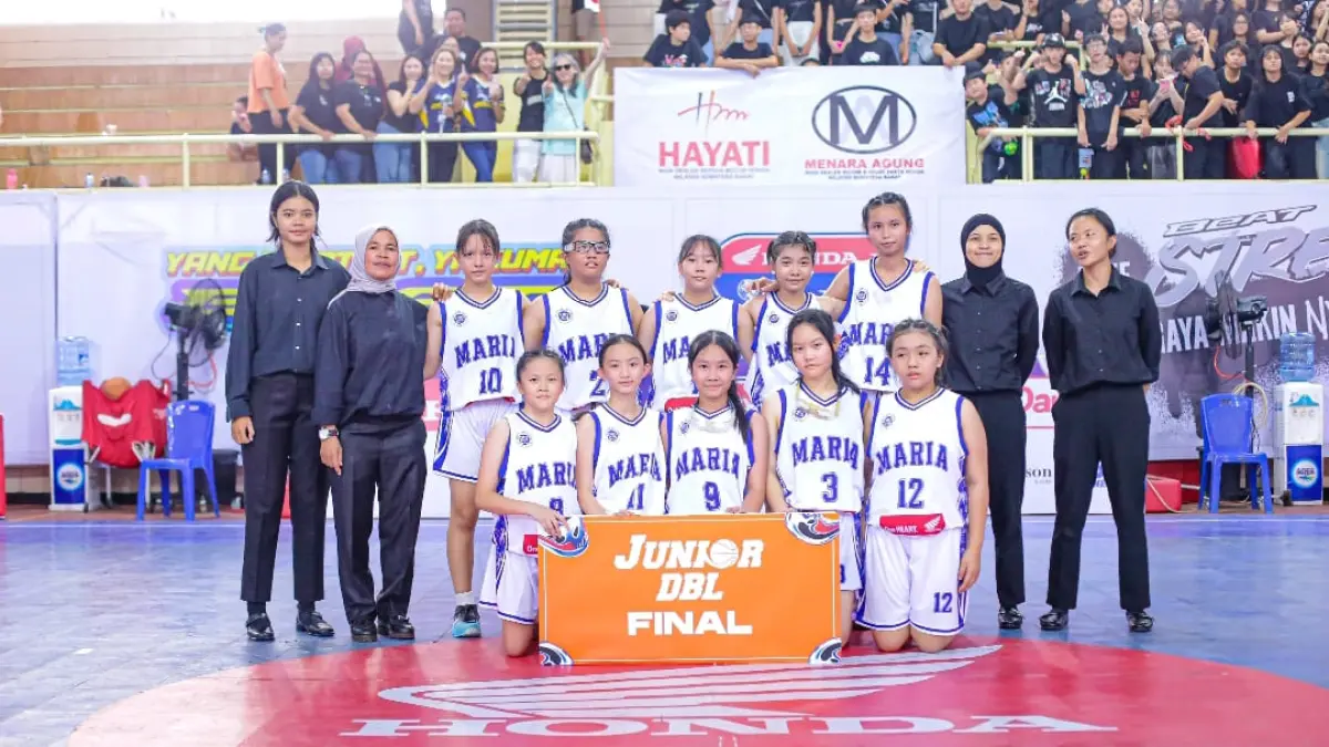 SMP Maria Padang menang melawan SMPN 2 Padang pada semifinal Junior DBL Padang 2026 di GOR Prayoga Padang.(Foto: DBL for Padek)