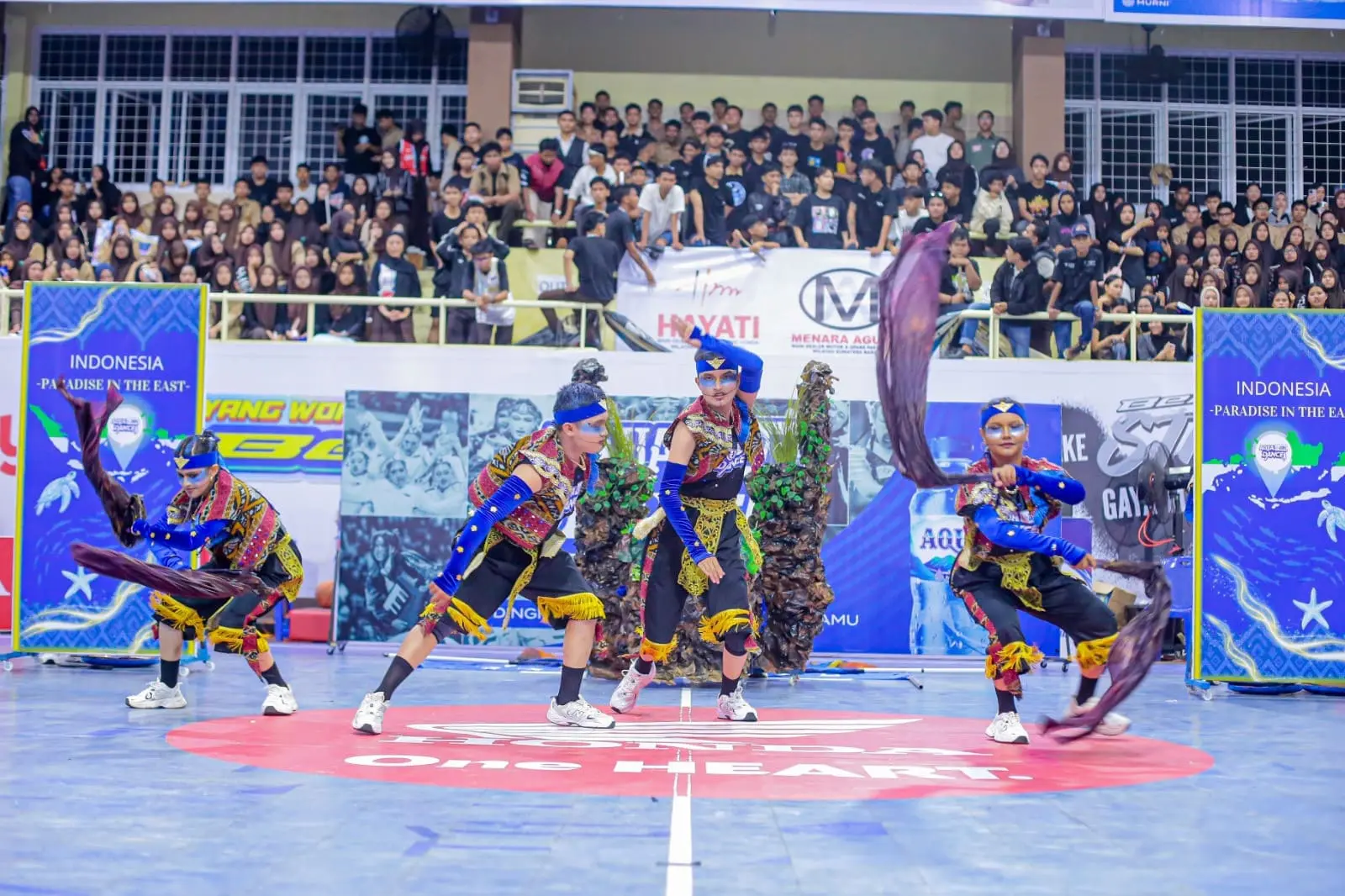 Keindahan Nusa Tenggara Timur menjadi inspirasi utama tim dance SMAN 3 Payakumbuh.