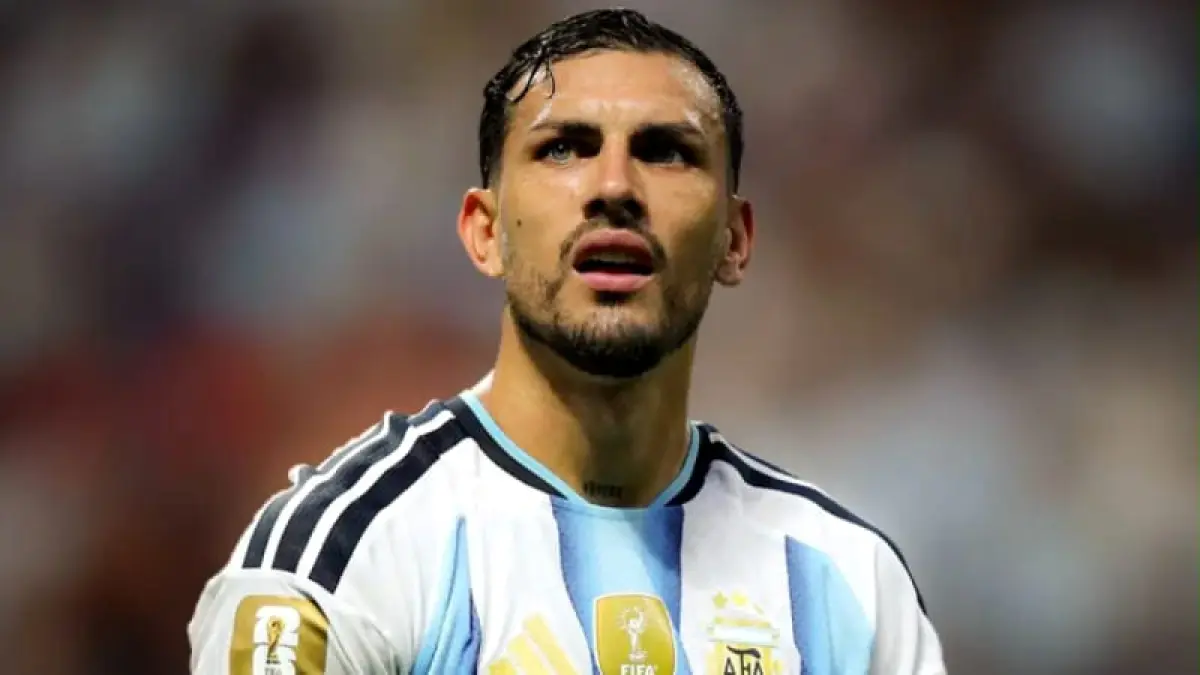 FIFA menjatuhkan sanksi kepada Paredes karena insiden di final Piala Dunia 2026 antara Argentina vs Spanyol. (Foto: Instagram @leoparedes20))