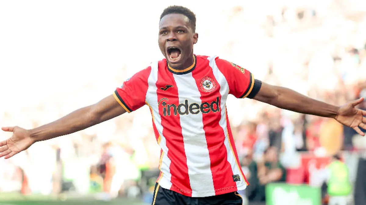 Mamadou Sangare Brentford tampil impresif saat debut melawan Tottenham Hotspur di Premier League 2026/2027. (Foto: @BrentfordFC)