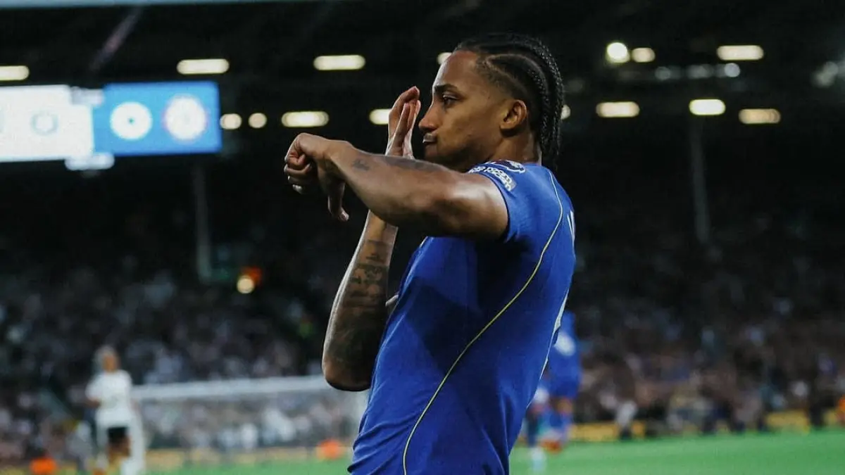 Joao Pedro mencetak gol hanya 30 detik setelah kickoff saat Chelsea unggul 1-0 atas Fulham di Premier League 2026/2027. (Foto: Dok. Instagram @chelseafc)