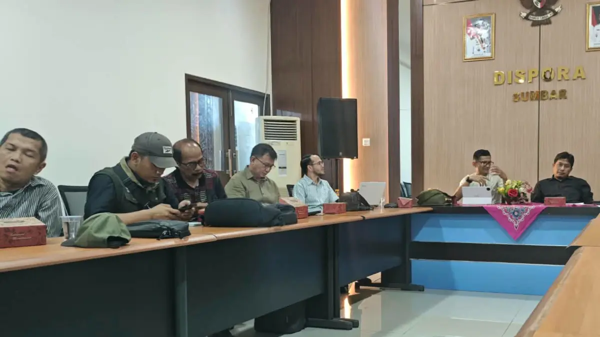 Ketua Umum KONI Sumbar, Hamdanus.