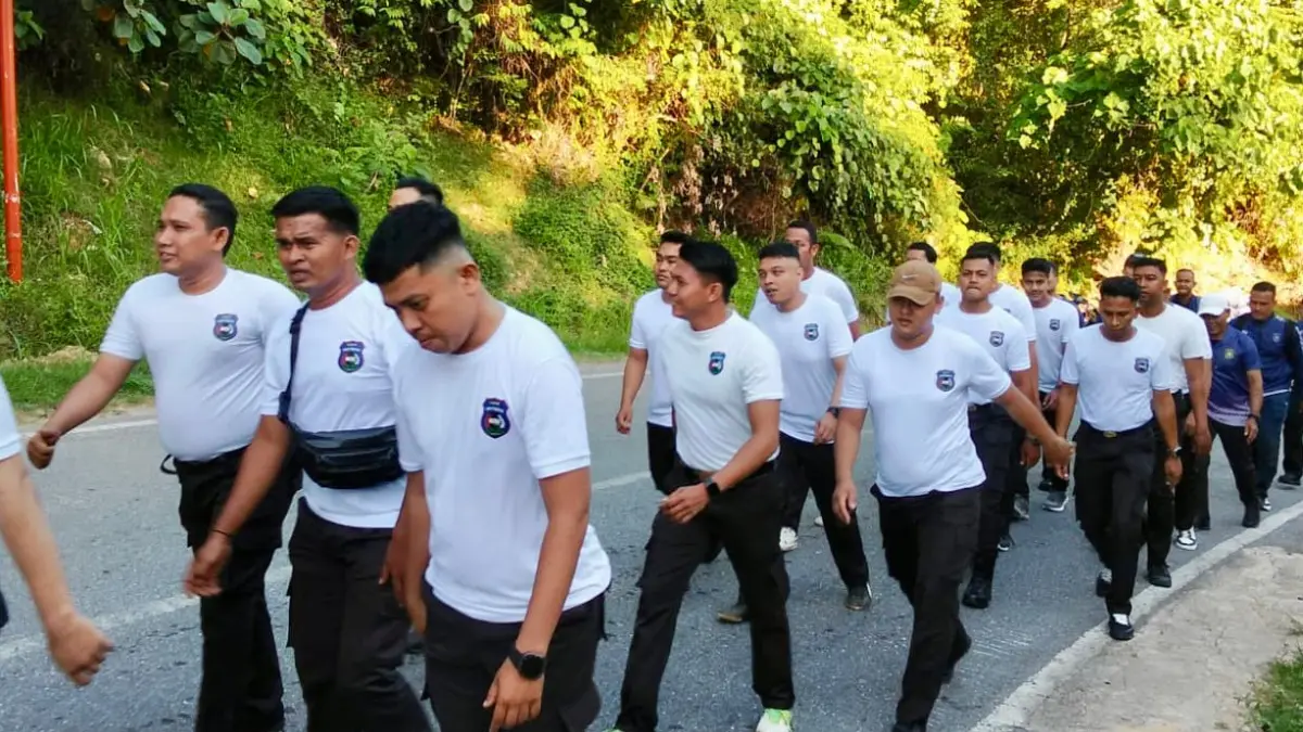 72 personel security KAI Divre II Sumbar mengikuti Pembinaan Security Tahun 2026 di halaman Kantor KAI Divre II Sumbar, Kamis–Jumat (27–28/8).
