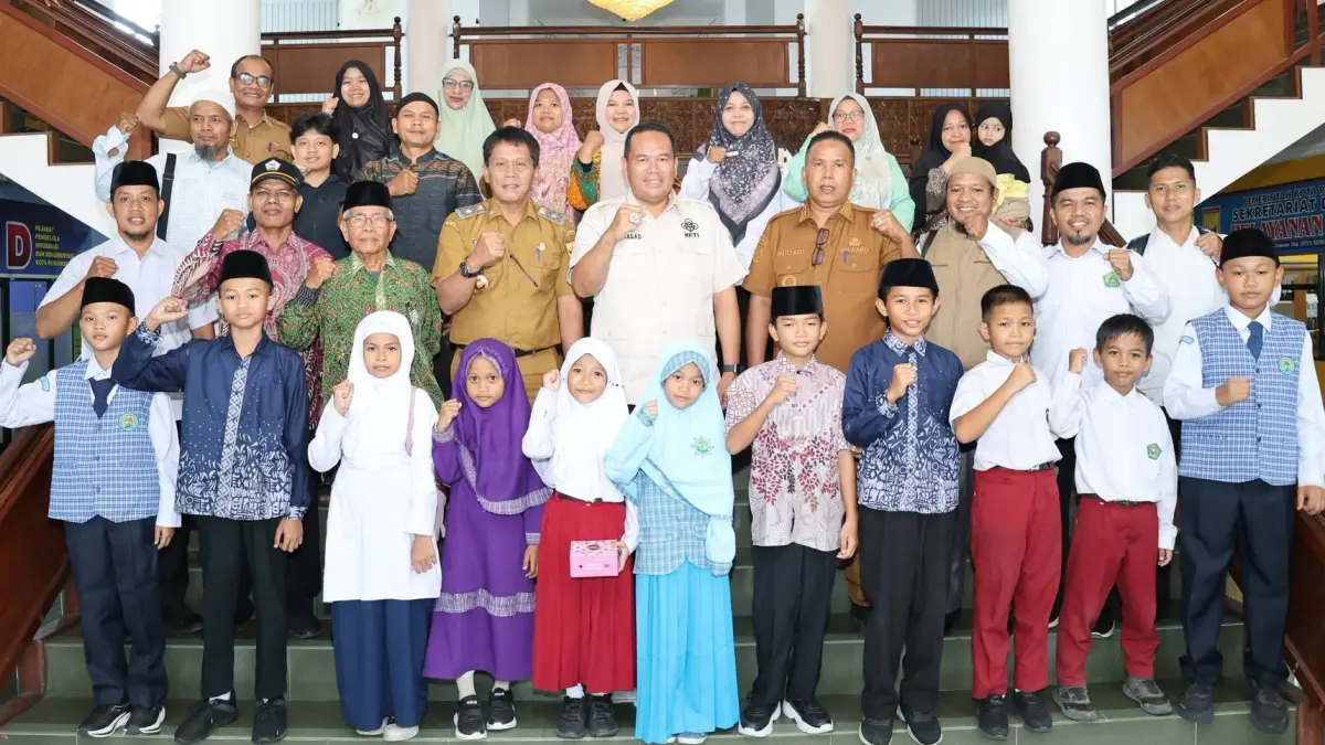 16 santri terbaik Pariaman dikirim ke PORSADIN VII Sumbar setelah melewati seleksi dan TC untuk bertanding dalam delapan cabang kejuaraan.
