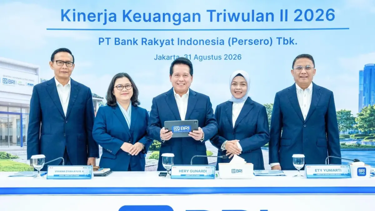 Direktur Utama BRI Hery Gunardi memaparkan kinerja perseroan di Kantor Pusat BRI, Jakarta, Senin (31/8/2026).