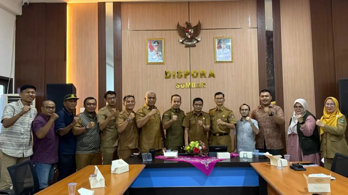 Pemko Solok bersama Dispora Sumbar, KONI Sumbar, dan PB Porprov XVI mematangkan konsep pembukaan Porprov XVI dalam rapat koordinasi di Dispora Sumbar, Selasa (1/9/2026).