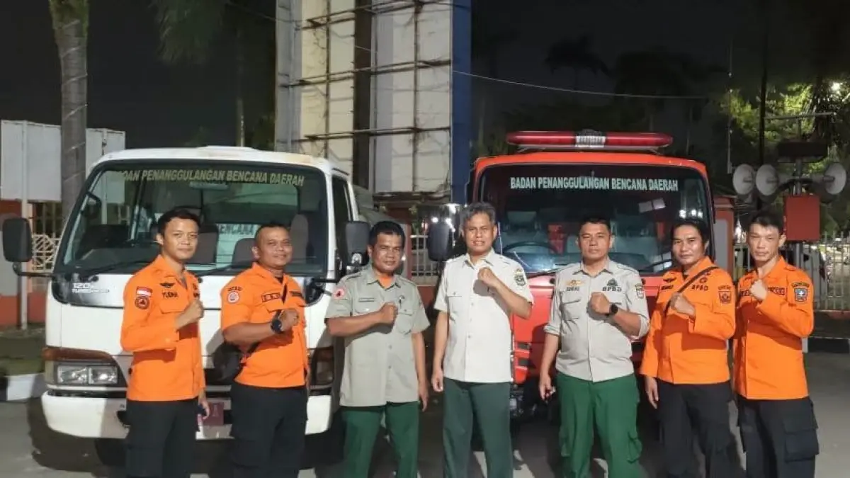 BPBD Dharmasraya mendapat dua mobil tangki air dari BPBD Sumbar untuk memperkuat distribusi air dan menghadapi kekeringan.