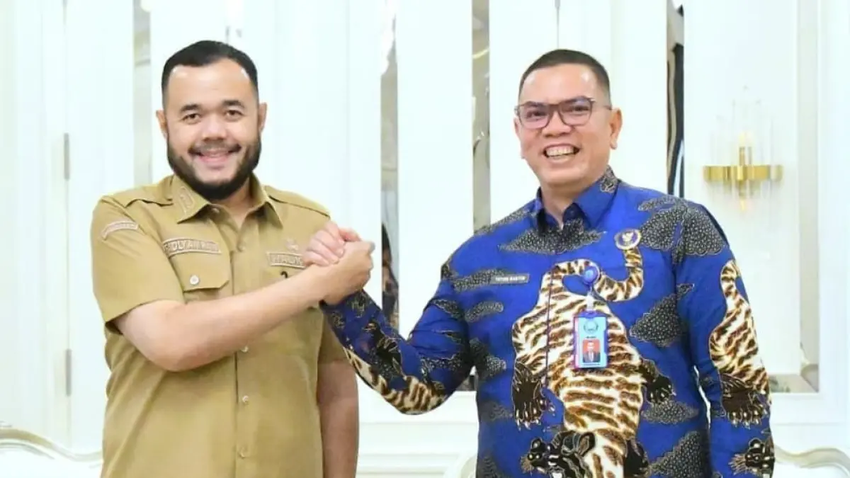 Fadly Amran dan Toton Rasyid usai membahas penguatan pencegahan narkoba di Kota Padang. (Foto: Diskominfo)