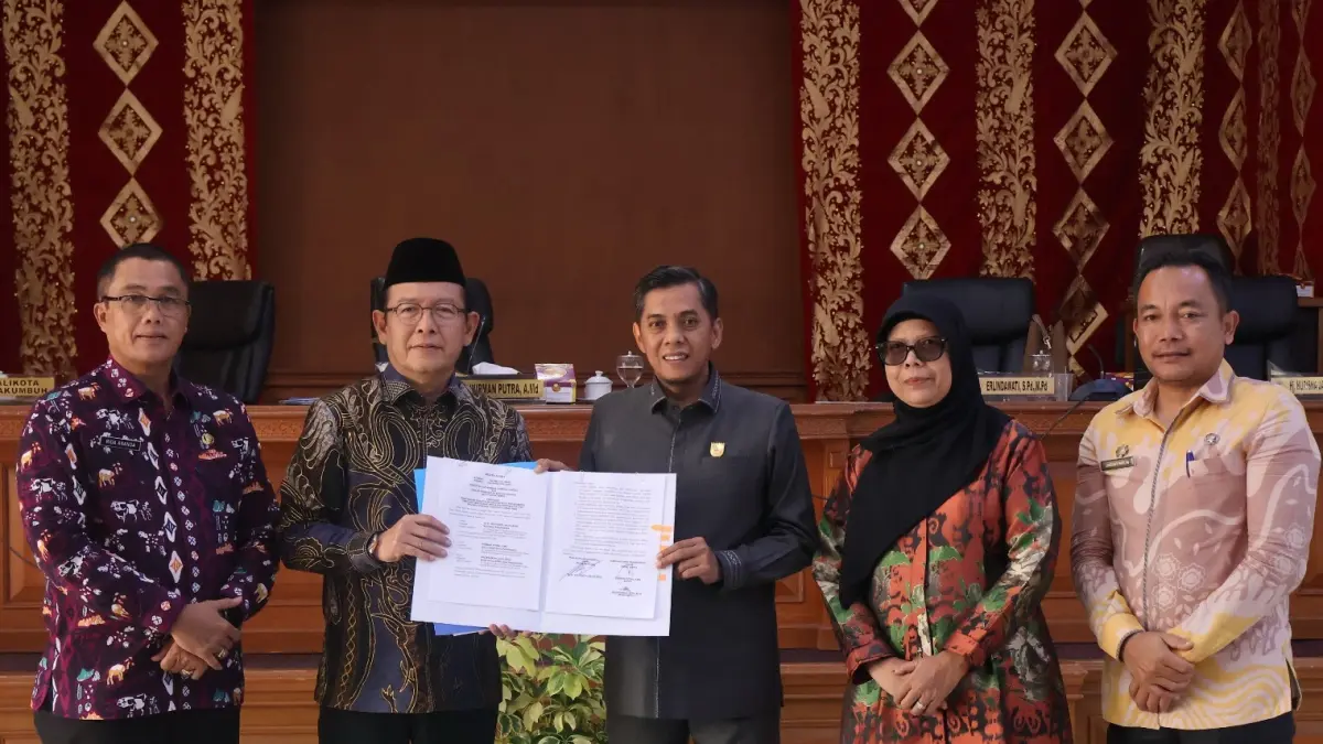 Rapat paripurna DPRD Kota Payakumbuh menyepakati Ranperda Perubahan APBD 2026 setelah tujuh fraksi menyatakan menerima dan menyetujuinya, Kamis (3/9/2026).