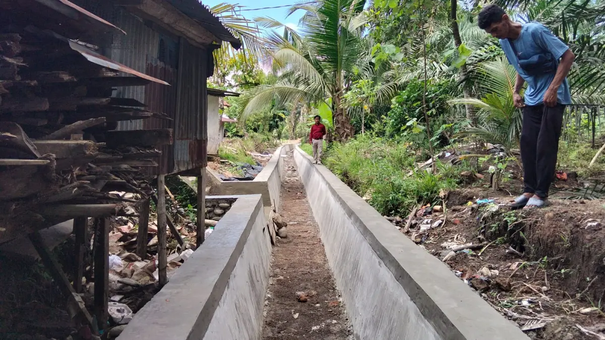 Pekerjaan rehabilitasi jaringan irigasi Rimbo Tampurung, Kabupaten Pasaman Barat, telah rampung dan ditujukan untuk mendukung layanan air bagi lahan pertanian masyarakat.