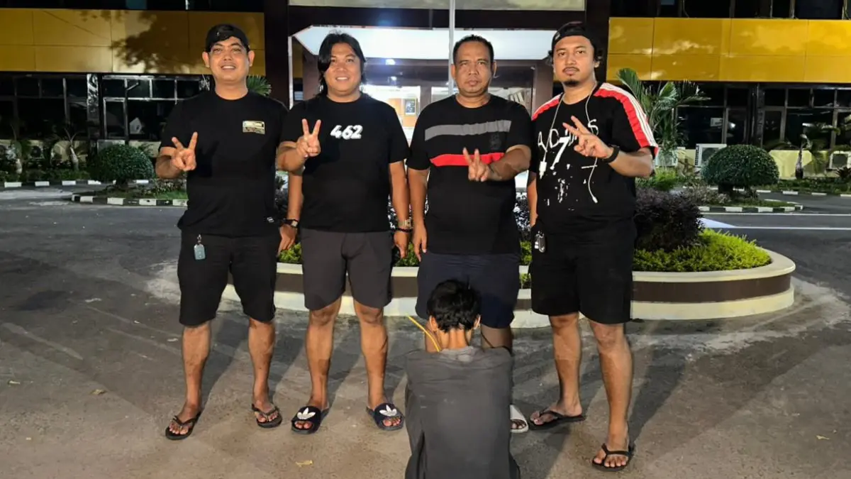 Tim Klewang Satreskrim Polresta Padang menangkap MAR (25), terduga pelaku curanmor di Lubukbegalung yang perkaranya terjadi pada 2024. (Polresta Padang)