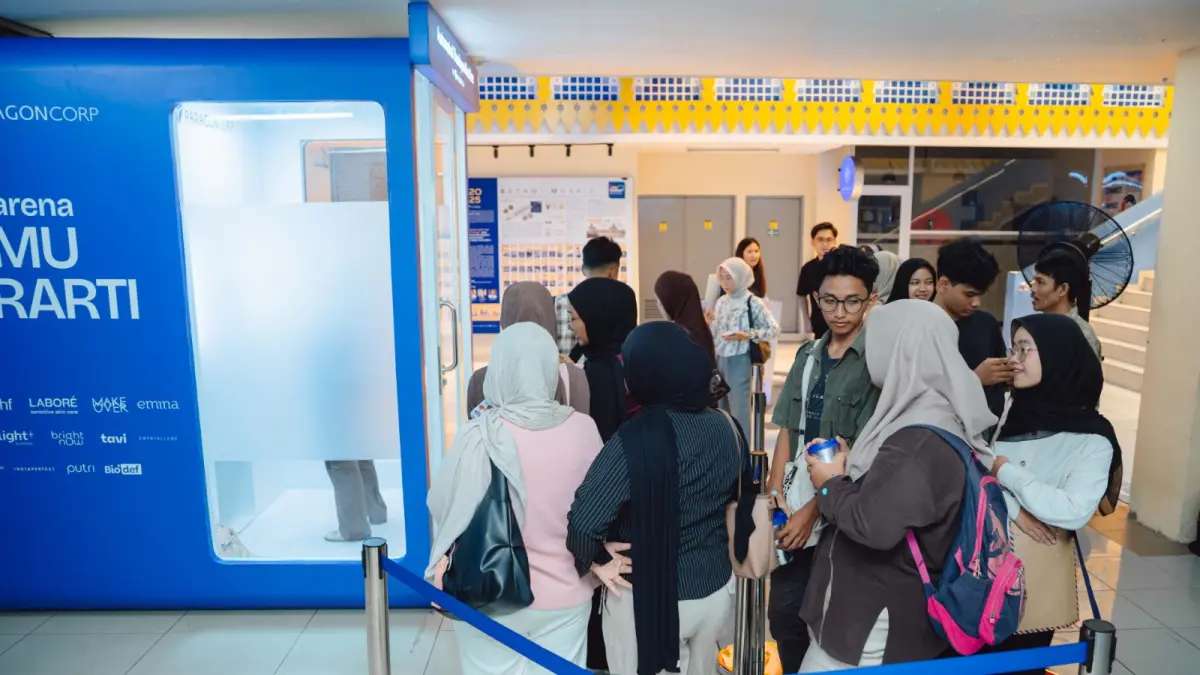 ParagonCorp menghadirkan teknologi AI-powered skin diagnostic dalam aktivitas Beauty Science Tech untuk membantu memahami kondisi dan kebutuhan kulit konsumen.