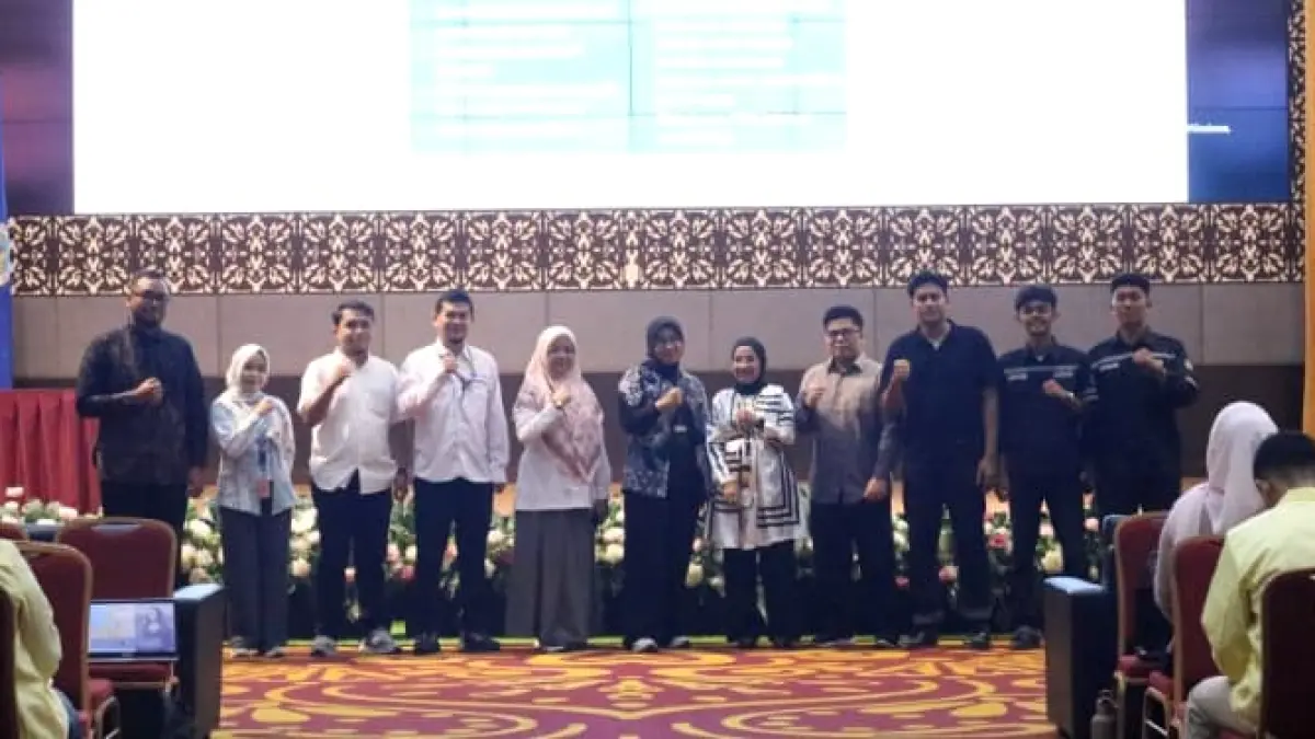 Mahasiswa Universitas Negeri Padang mengikuti program IBM SkillsBuild University Education bidang AI dan keterampilan digital. (Foto: KKPS UNP)