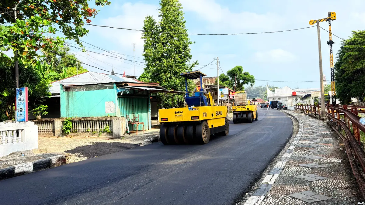 Pemko Pariaman mengalokasikan APBD 2026 untuk pemeliharaan berkala 31 ruas jalan di Kota Pariaman.