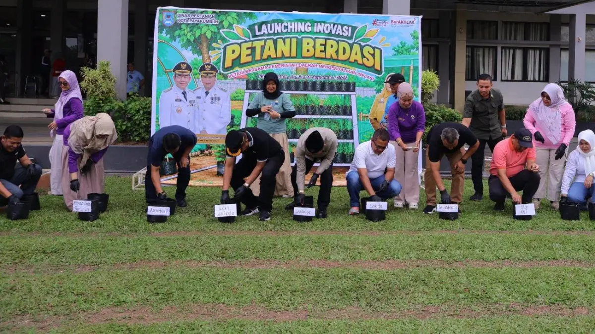 Peluncuran PETANI BERDASI dirangkaikan dengan penguatan program pertanian hamparan GraNILA JARWO untuk meningkatkan produksi dan produktivitas padi di Kota Payakumbuh.