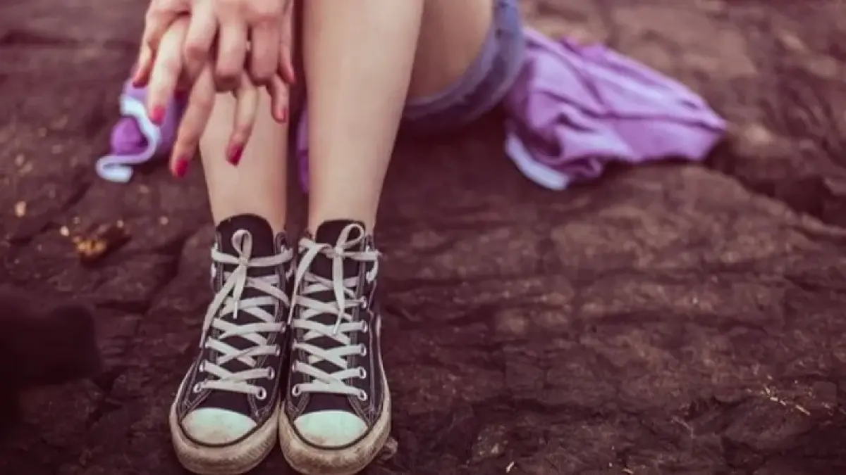 Ilustrasi Sepatu Tipe High-Top (Foto: SplitShire from Pixabay)