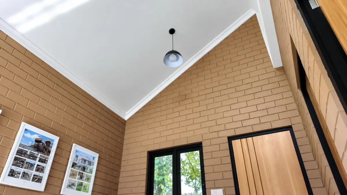 SEPABLOCK dikembangkan PT Semen Padang sebagai material konstruksi dengan sistem interlock untuk mempercepat pembangunan rumah.