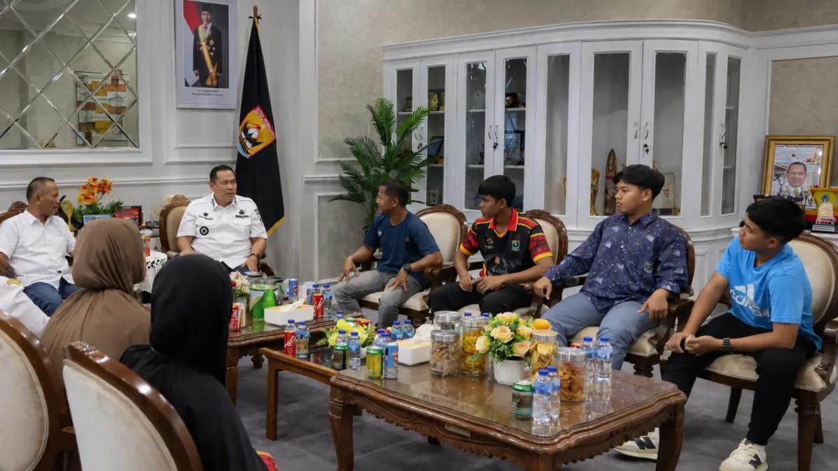 Tiga atlet Paraquest meraih satu emas dan dua perunggu pada Kejurnas Berkuda Memanah III 2026 di Bogor, membawa nama Pariaman.