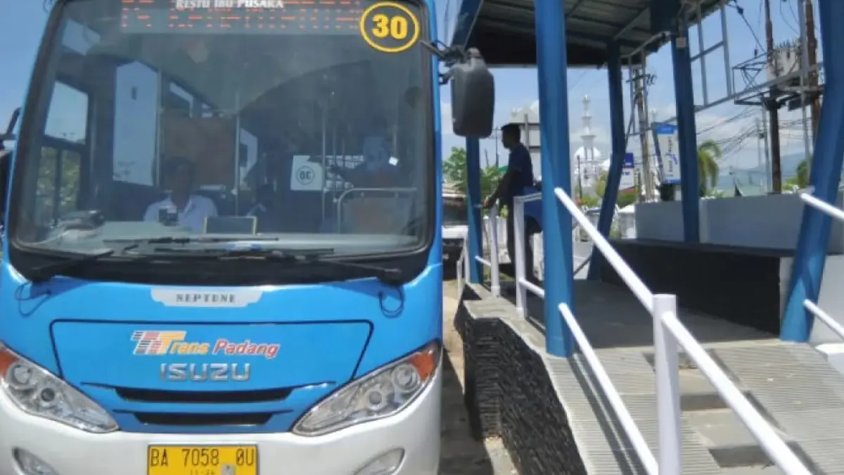 Trans Padang alihkan rute Koridor 4 sementara 30 September–14 Oktober 2026 akibat proyek drainase Simpang Lubukbegalung.