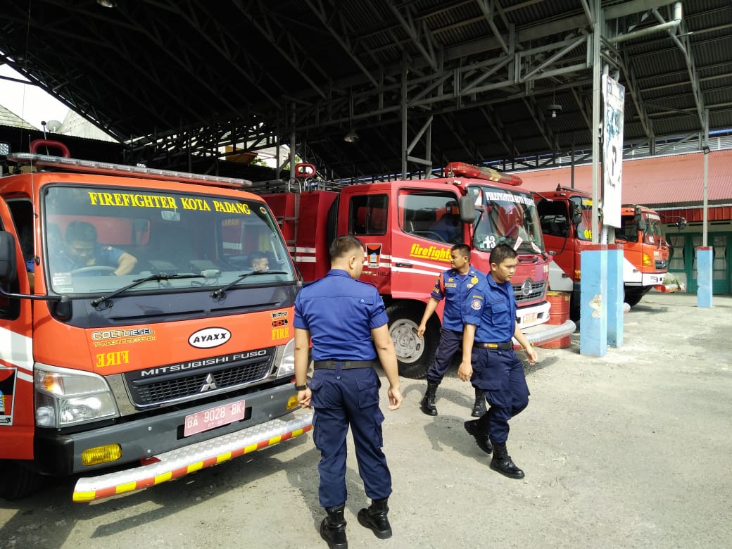 ilustrasi Dinas Damkar Kota Padang. (net)