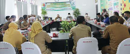 BAHAS WISATA: Seminar kajian sistem transportasi pendukung kawasan Agro wisata Payo, Senin (25/10).(IST)