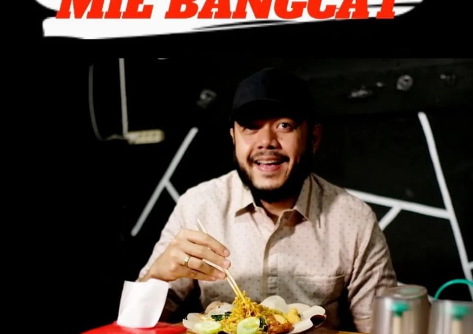 Wako Padangpanjang Fadly Amran pun penasaran dengan Mie Bangcat di Simpang Gunuang.