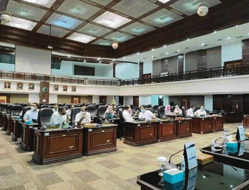PEMBAHASAN: Pansus LHP-BPK DPRD Sumbar melakukan rapat kerja dengan Pemprov Sumbar.