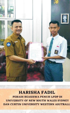 BIKIN BANGA: Harisha Fadil, peraih beasiswa penuh LPDP di University of New South Wales Syney dan Curtin University Western, Australia.