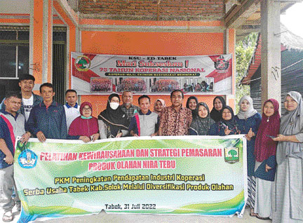 PENGUATAN: Pengabdian masyarakat melibatkan dosen PNP dan Unand di Koperasi Serba Usaha-Ekonomi Desa (KSU-ED) Tabek di Jorong Tabek, Nagari Talangbabungo, Kecamatan Hilirangumanti, Kabupaten Solok.(IST)