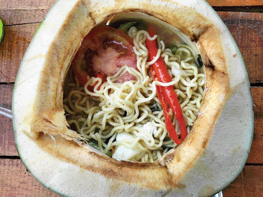 UNIK: Mi karambia mudo, kreasi baru mi instan.(IST)