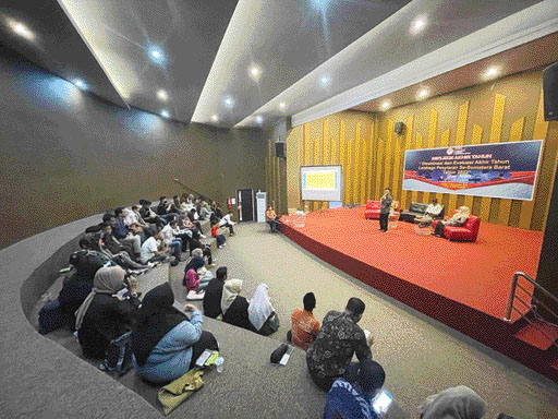 PENYIARAN: KPID Sumbar menggelar refleksi akhir tahun, diseminasi dan evaluasi akhir tahun lembaga penyiaran se-Sumbar tahun 2022, Selasa (27/12) di Youth Centre Padang.(IST)