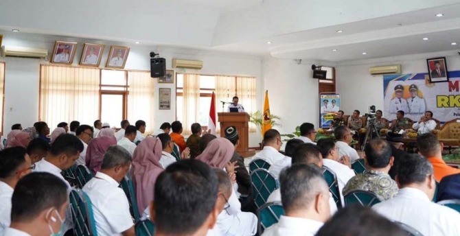 PERUMUSAN: Suasana pelaksanaan Musrembang RKPD Tahun 2024 Kabupaten Tanahdatar, Rabu (8/3).(IST)