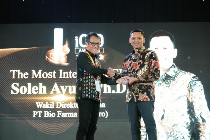 PRESTASI: Wakil Direktur Utama Bio Farma Soleh Ayubi dinobatkan sebagai The Most Intelligence CIO dalam ajang iCIO Awards 2023.(IST)