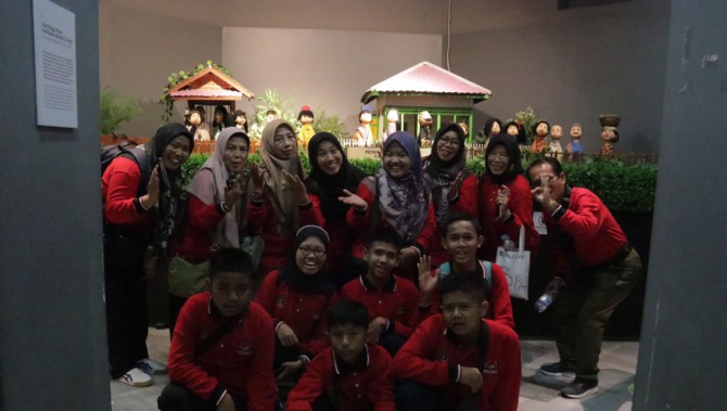 Ruang Produksi program legendaris TVRI, yakni Si Unyil yang terdapat di Museum Penerangan, TMII Jakarta.