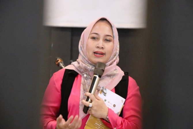 Sari Lenggogeni SE MM PgDipl PhD, Ketua Panitia WIES 2023 yang juga Ketua Badan Promosi Pariwisata Daerah (BPPD) Sumbar.